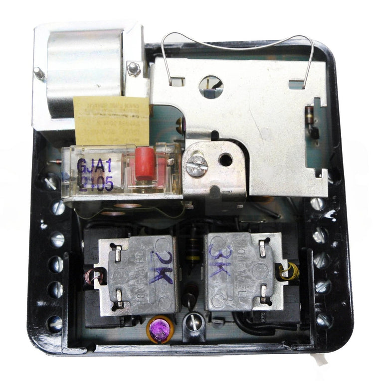 R4795A 1008 | Honeywell Boiler FSG Programming Relay