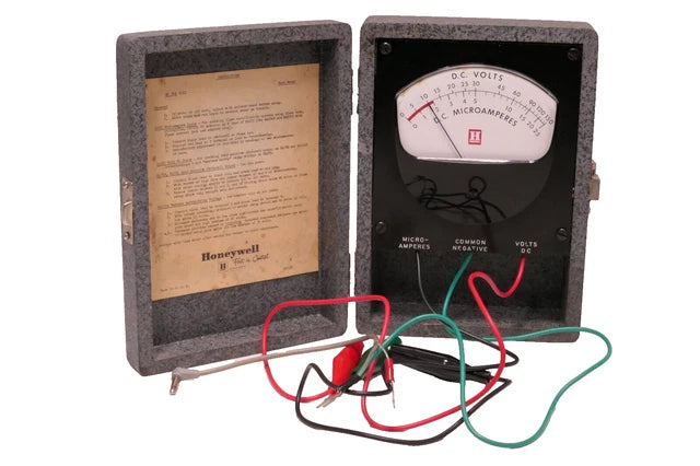 W136A-1045 | Honeywell Combination AC/DC Voltmeter and DC Microammeter