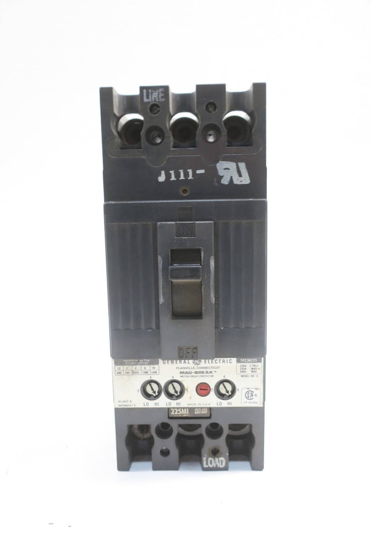 TFC36225A | General Electric Molded Case Circuit Breaker, 225A, 600V, 3-Pole