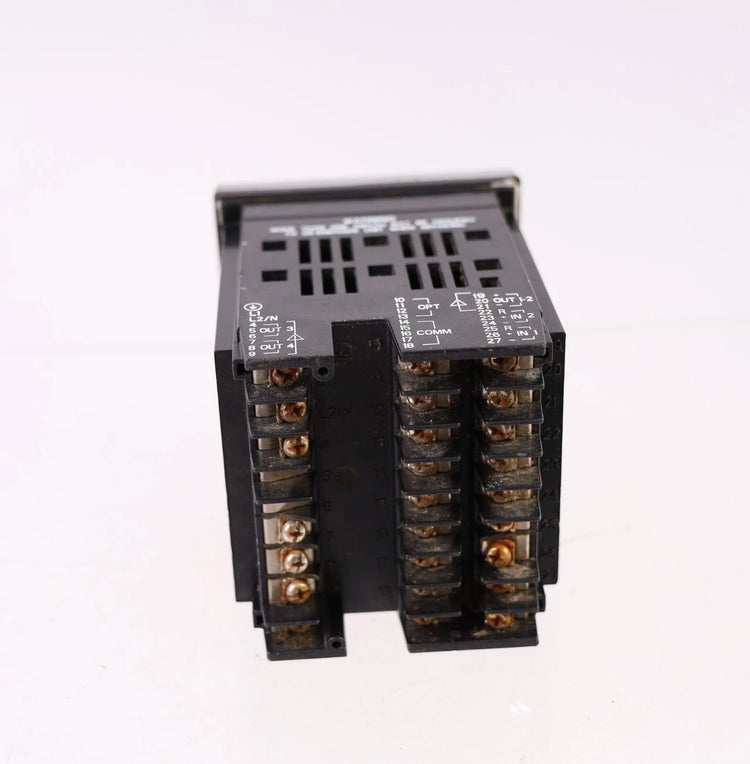 DC2500-E0-0L00-100-00000-00-0 | Honeywell Universal Digital Controller