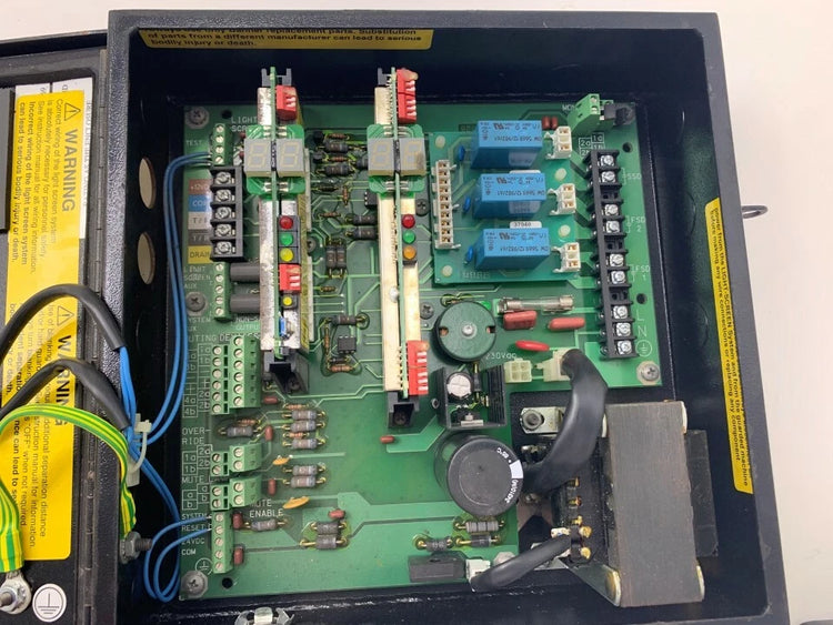 MSCC-2L3M | Banner Safety Control Box