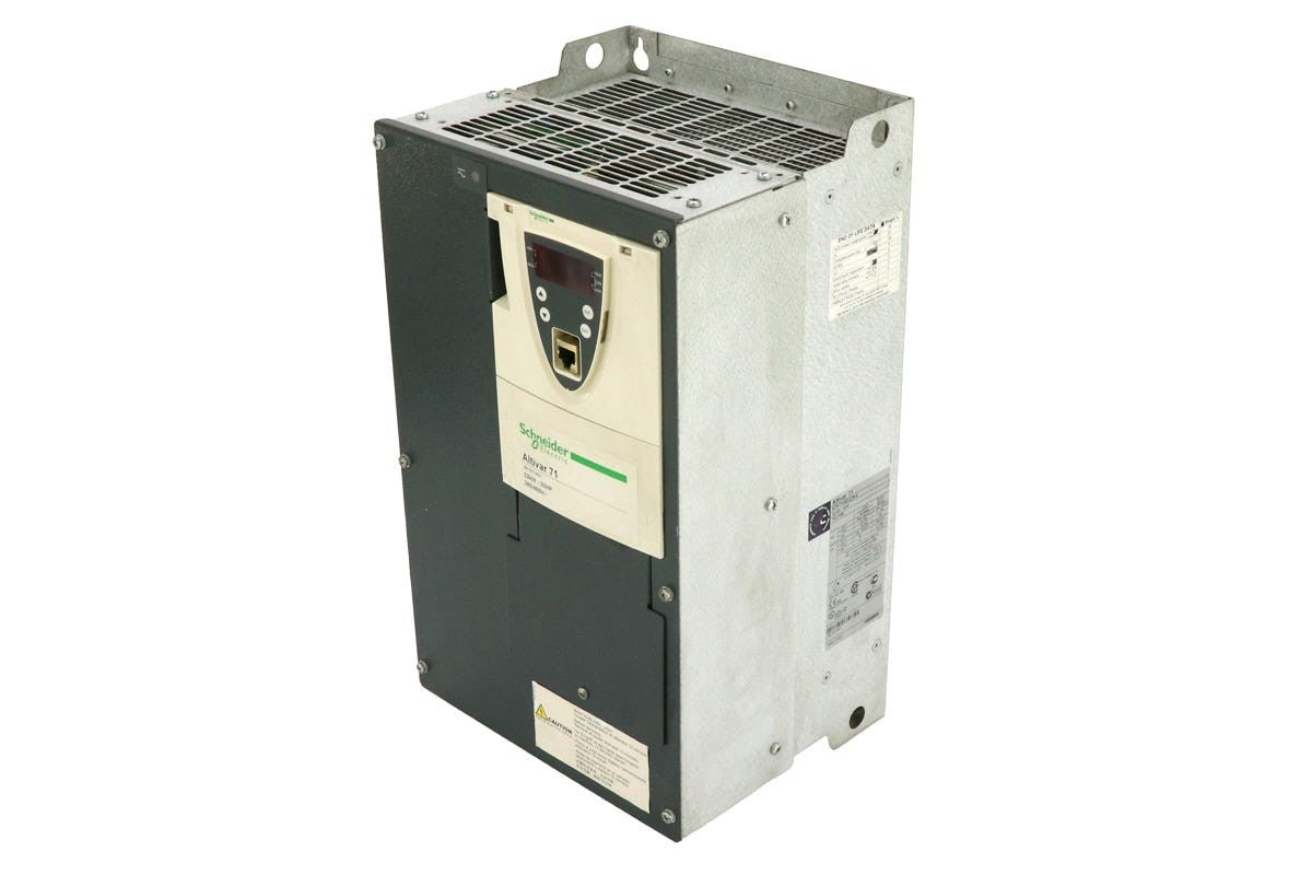 Schneider Electric ATV71HD22N4 Altivar 71 22 kW 30 HP AC Variable Speed Drive 380–480 V