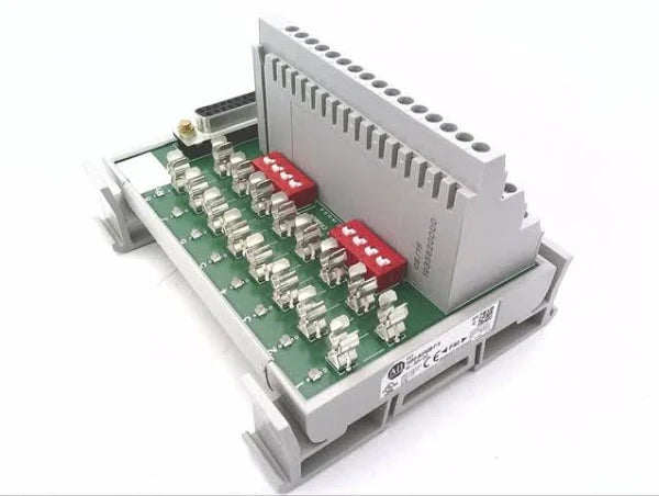 1492-AIFM8-F-5 | Allen-Bradley 8 Channel Analog Interface Module (IFM)