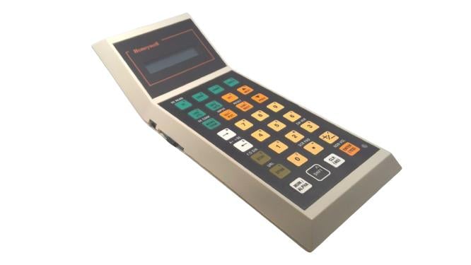 STS103-001-00006-12 | Honeywell Smart Field Communicator DC Power 32-Key Display