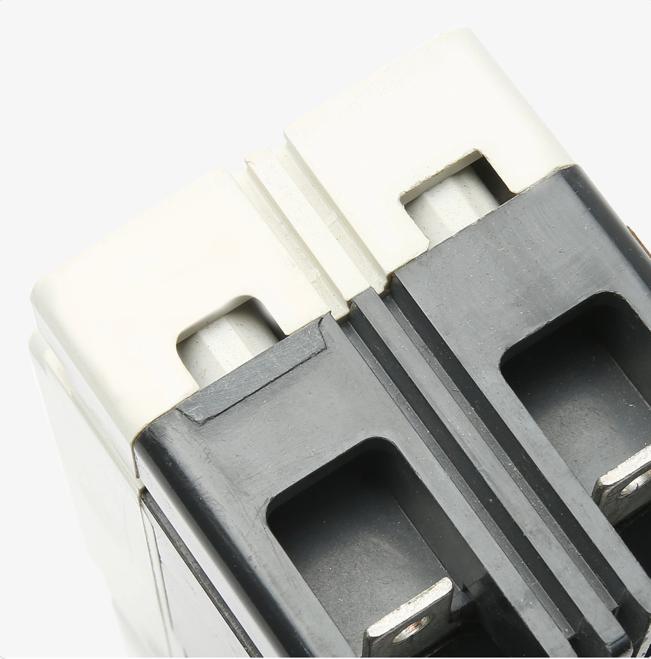 ED2200L | Eaton Cutler-Hammer 200A 2-Pole Molded Case Circuit Breaker, 65kA, Series C