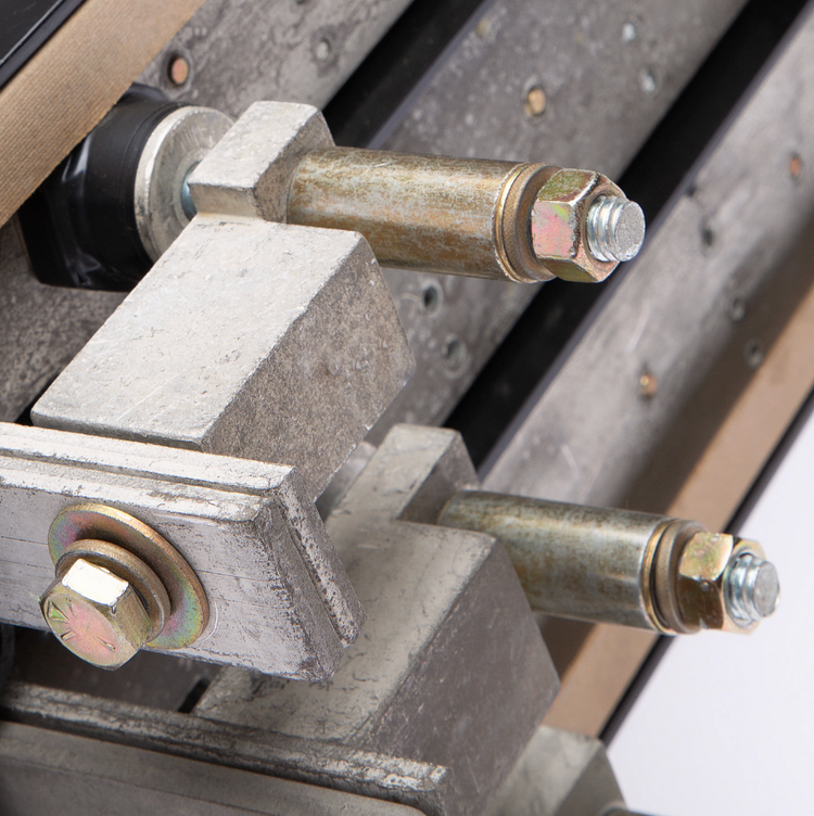 General Electric AMC3KM 1200A 3-Pole Circuit Breaker Module for Spectra Series Panelboards