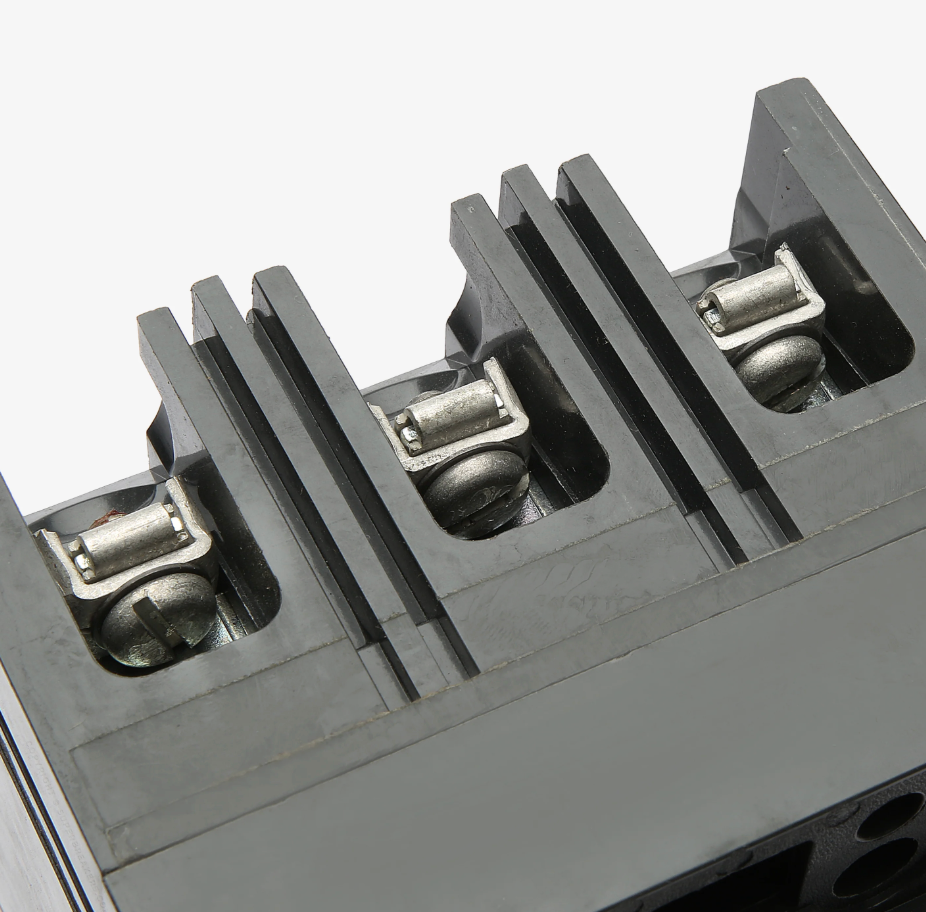 General Electric THED136110 110A 3-Pole Molded Case Circuit Breaker 600VAC E-150 Series