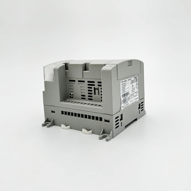 2080-LC30-16QWB | Allen-Bradley Micro830 Controller, 10 In, 6 Relay Out