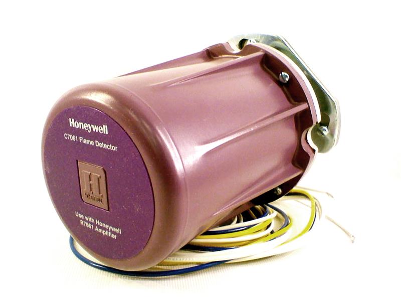 C7061A1012 | Honeywell Dynamic Self-Checking Ultraviolet Flame Detector, 120 VAC, NEMA 4