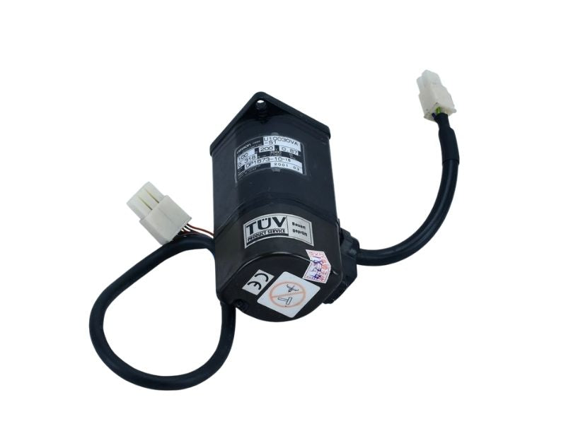 Omron R88M-U10030VA-S1 100W AC Servo Motor 3000RPM Incremental Encoder