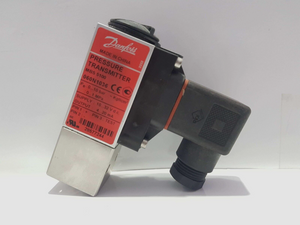 Danfoss 060N1036 MBS 5100 Marine Pressure Transmitter 0-145 PSI 4-20mA G1/4 Flange