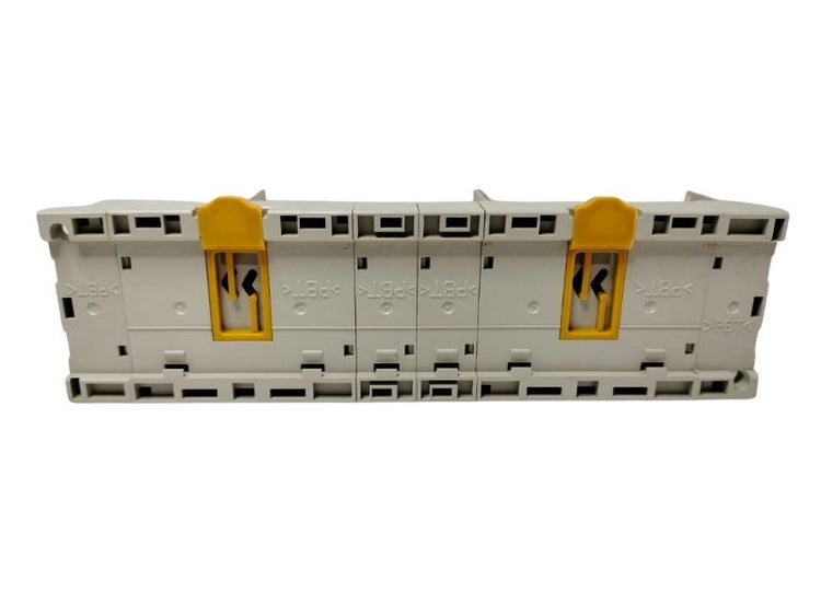 Omron SRT2-MD16T Remote I/O Module for Distributed Control