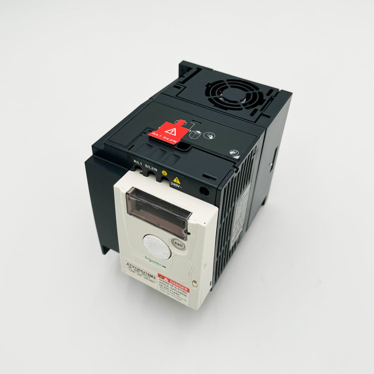 ATV12HU15M2 | Schneider Electric Variable speed drive, Altivar 12, 1.5kW, 2hp, 200 to 240V, 1 phase, with heat sink