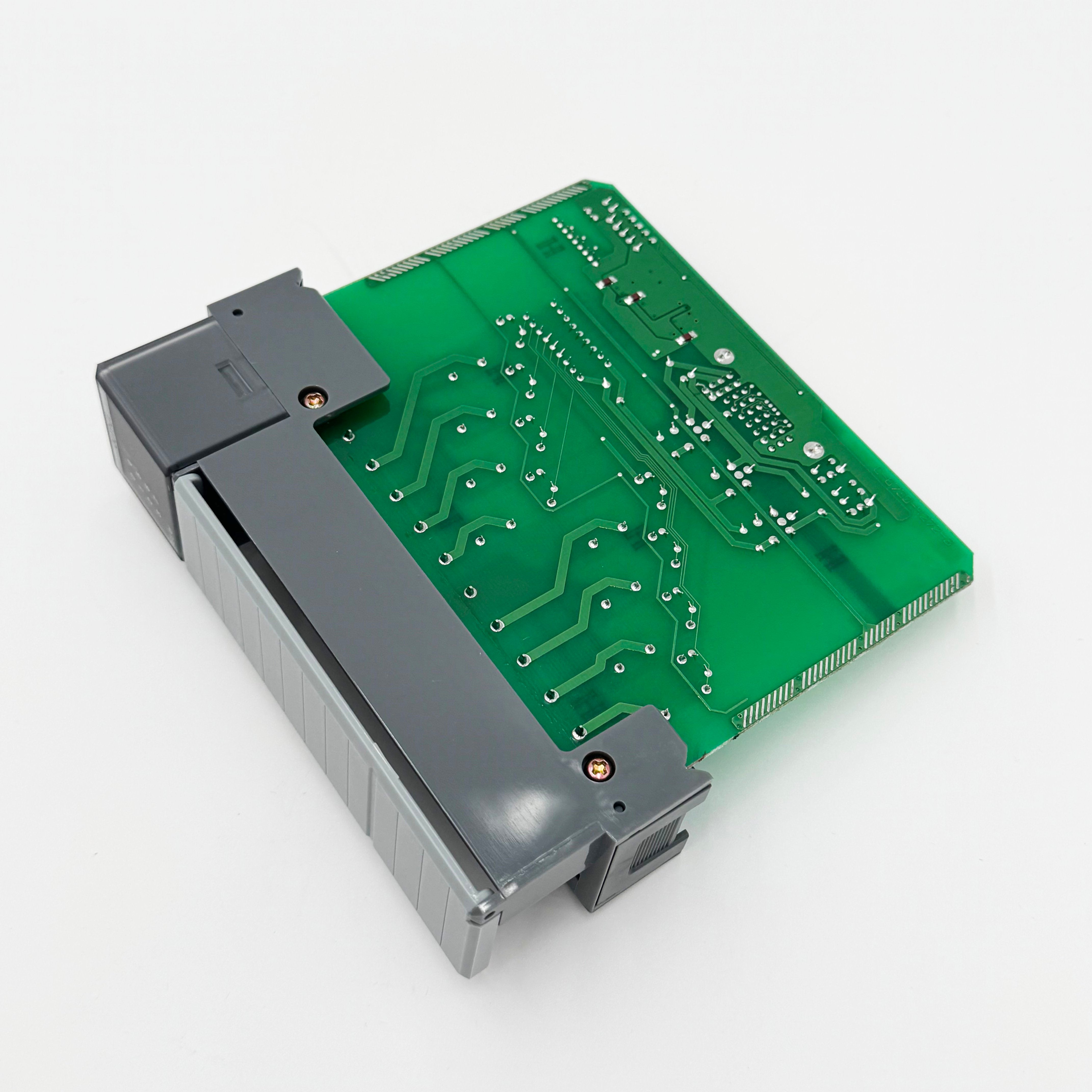 1746-OW8 | Allen-Bradley SLC 500 8-Channel Relay Output Module