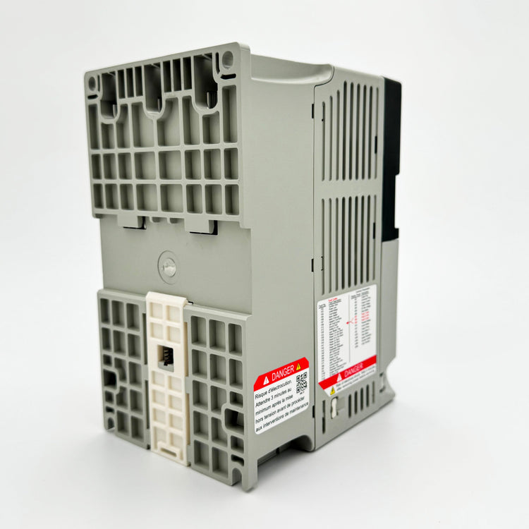 22D-D6P0N104 | Allen-Bradley PowerFlex 40P AC Drive 480VAC 3-Phase 6A 3HP IP20