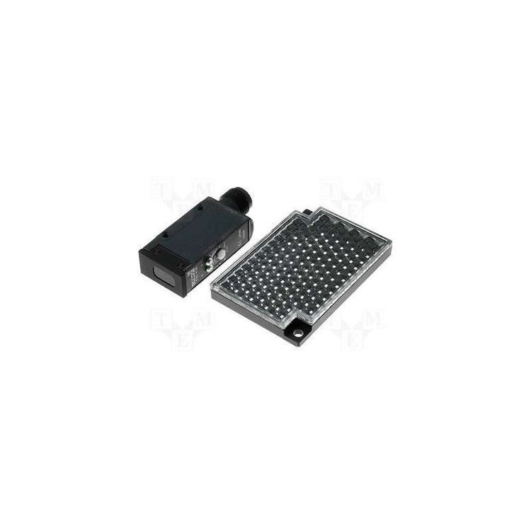 E3S-R36 | Omron E3S Retro-Reflective Photoelectric Sensor PNP 10–30VDC IP67