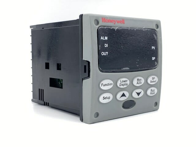 DC3200-EE-000R-240-00000-00-0 | Honeywell Universal Digital Controller