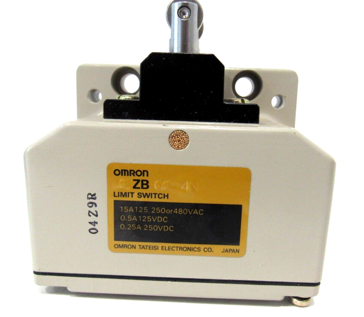 2ZBQ2-4N | Omron Limit Switch