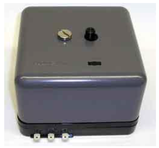 RA890F1379 | Honeywell Flame Safeguard Primary Control 240VAC, 15s Safety Timing