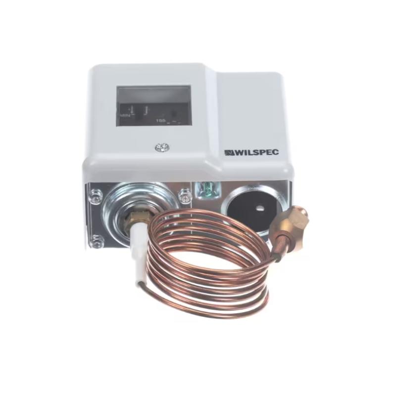 AAON PA1E2HU-028-0112 4xE2 Refrigeration Controller Switch 120-240VAC