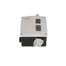 Danfoss 017-523766 RT Series Industrial Weatherproof Pressure Switch