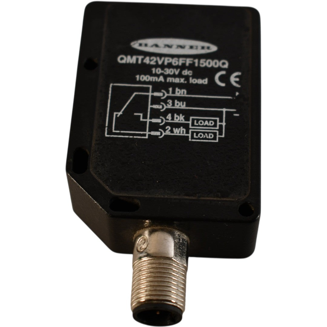 Banner Engineering QMT42VP6FF1500Q Fixed-Field Photoelectric Sensor