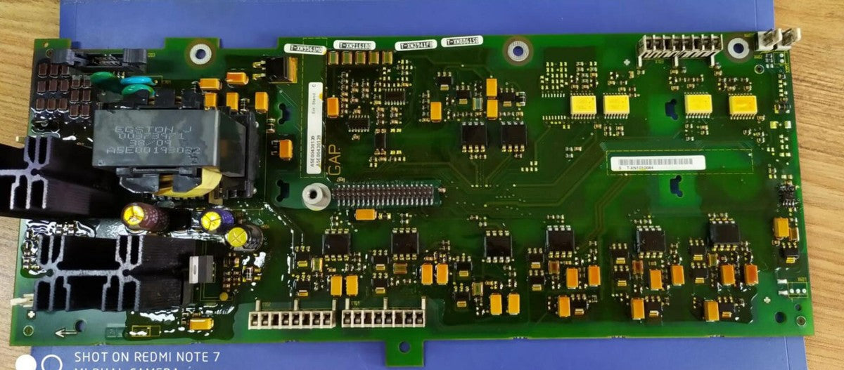 Siemens A5E00430139 MICROMASTER 440 Frequency Converter Drive Board 18.5–37 Kilowatts