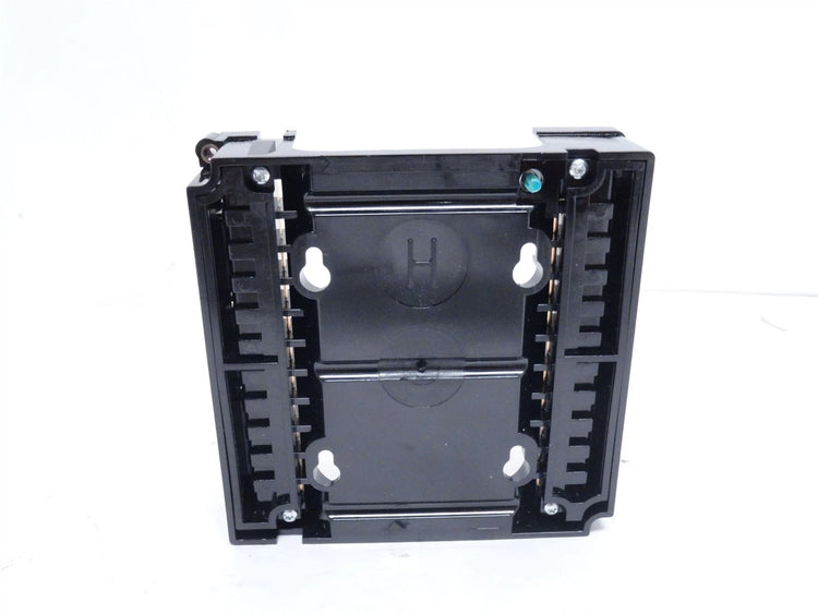 Q7800A-1005 | Honeywell Universal Wiring Subbase for 7800 SERIES Relay Modules