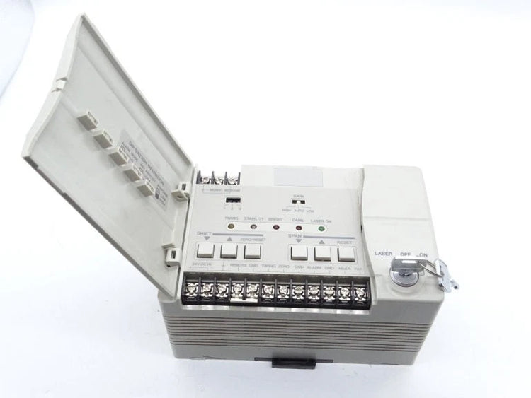 Keyence LK-2101 Standard Controller Amplifier Unit LK Series Laser Sensor