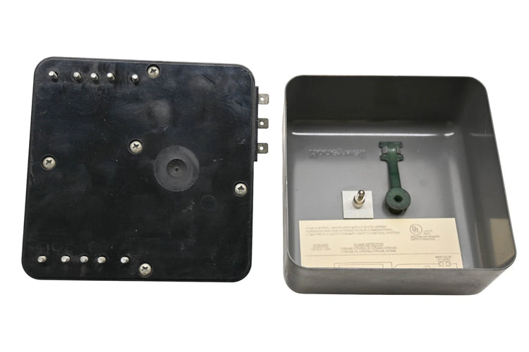 RA890F1270 | Honeywell Protectorelay Primary Control 120Vac