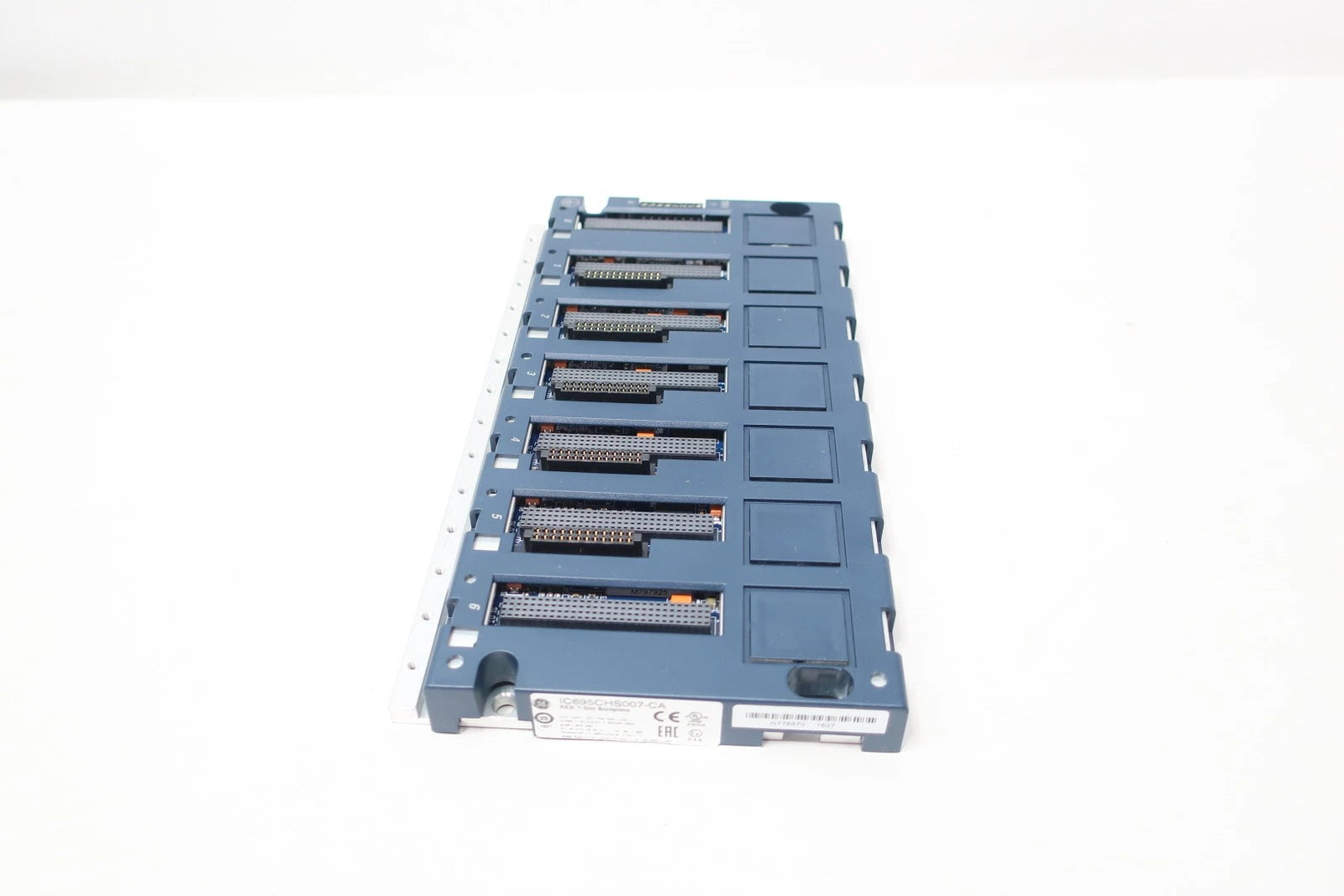 IC695CHS007-CA | Fanuc RX3i 7-Slot Universal PLC Backplane