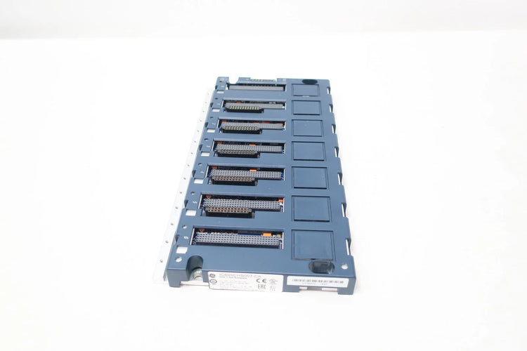 IC695CHS007-CA | Fanuc RX3i 7-Slot Universal PLC Backplane
