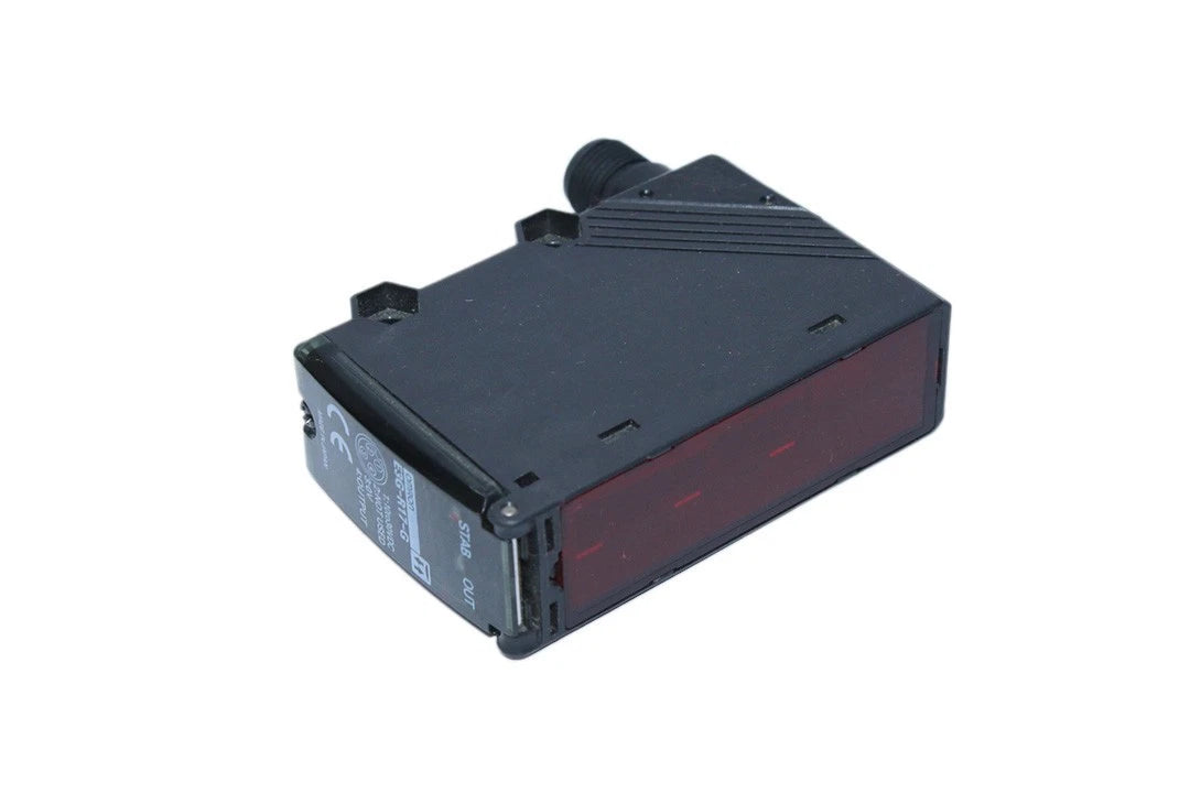 Omron E3G-R17-G Retroreflective Photoelectric Sensor 10m Range NPN/PNP Output