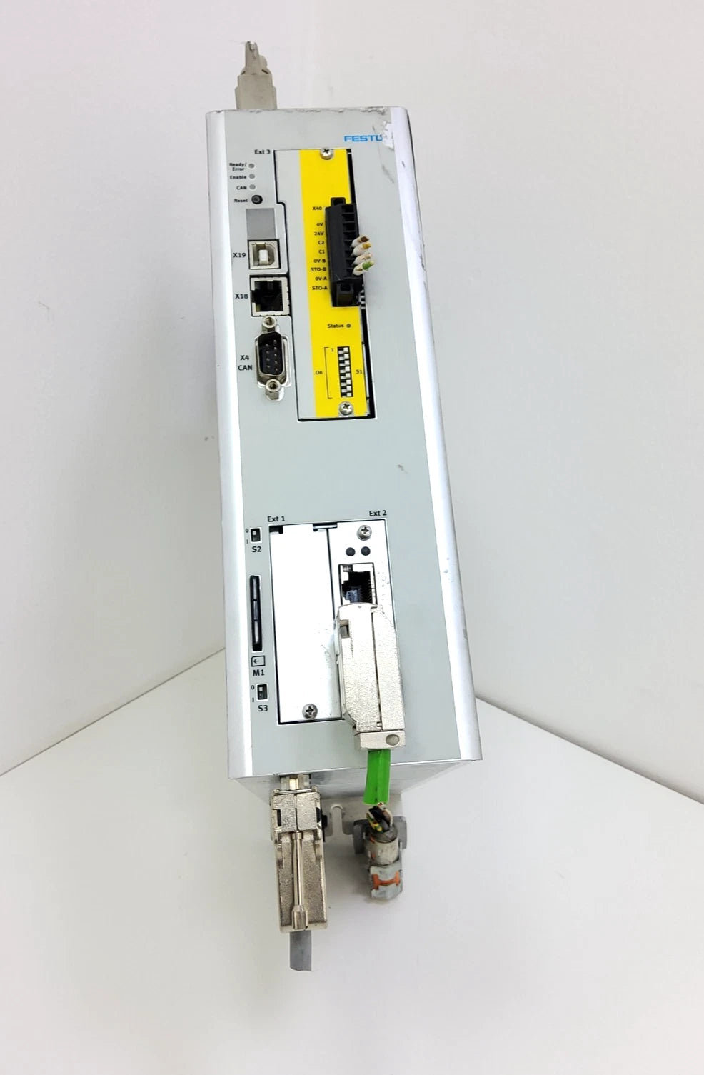 FESTO CMMP-AS-C5-11A-P3-M3 Servo Drive Controller 400VAC 3-Phase Motion Control Unit