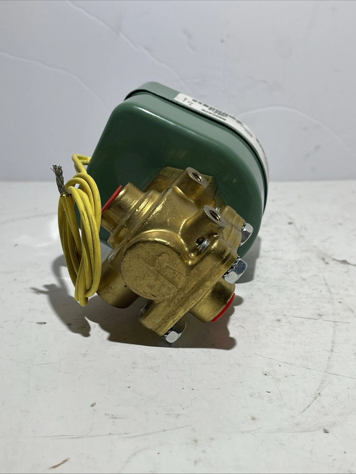 ASCO HCX8342C00111891 Four-Way Directional Solenoid Valve for Industrial Pneumatic Control Systems