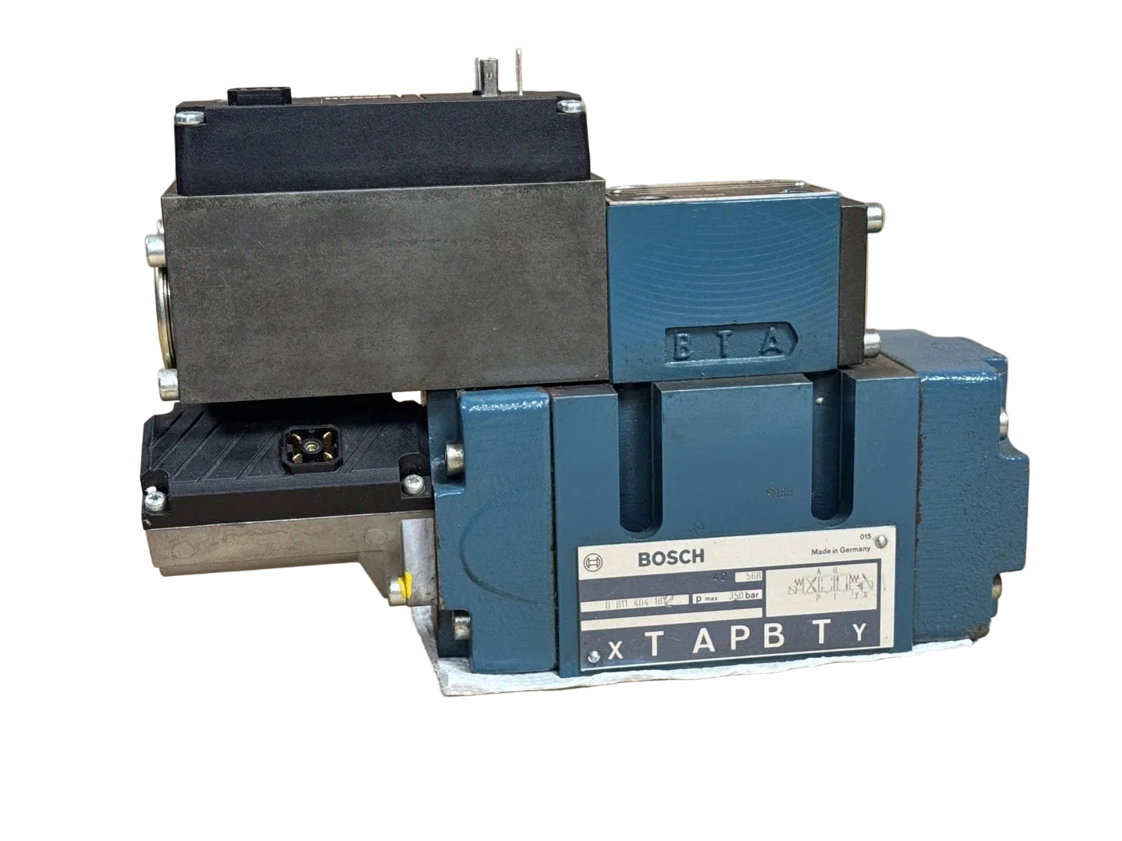 0811404182 | Bosch 4/3 Proportional Directional Hydraulic Valve 24VDC