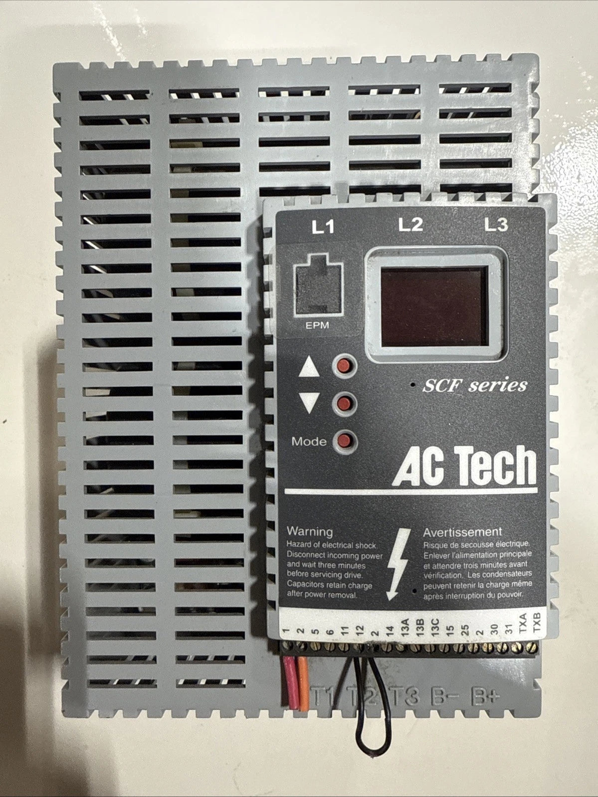 SF250Y | Lenze SCF 5HP 208–240V Variable Frequency Drive IP20