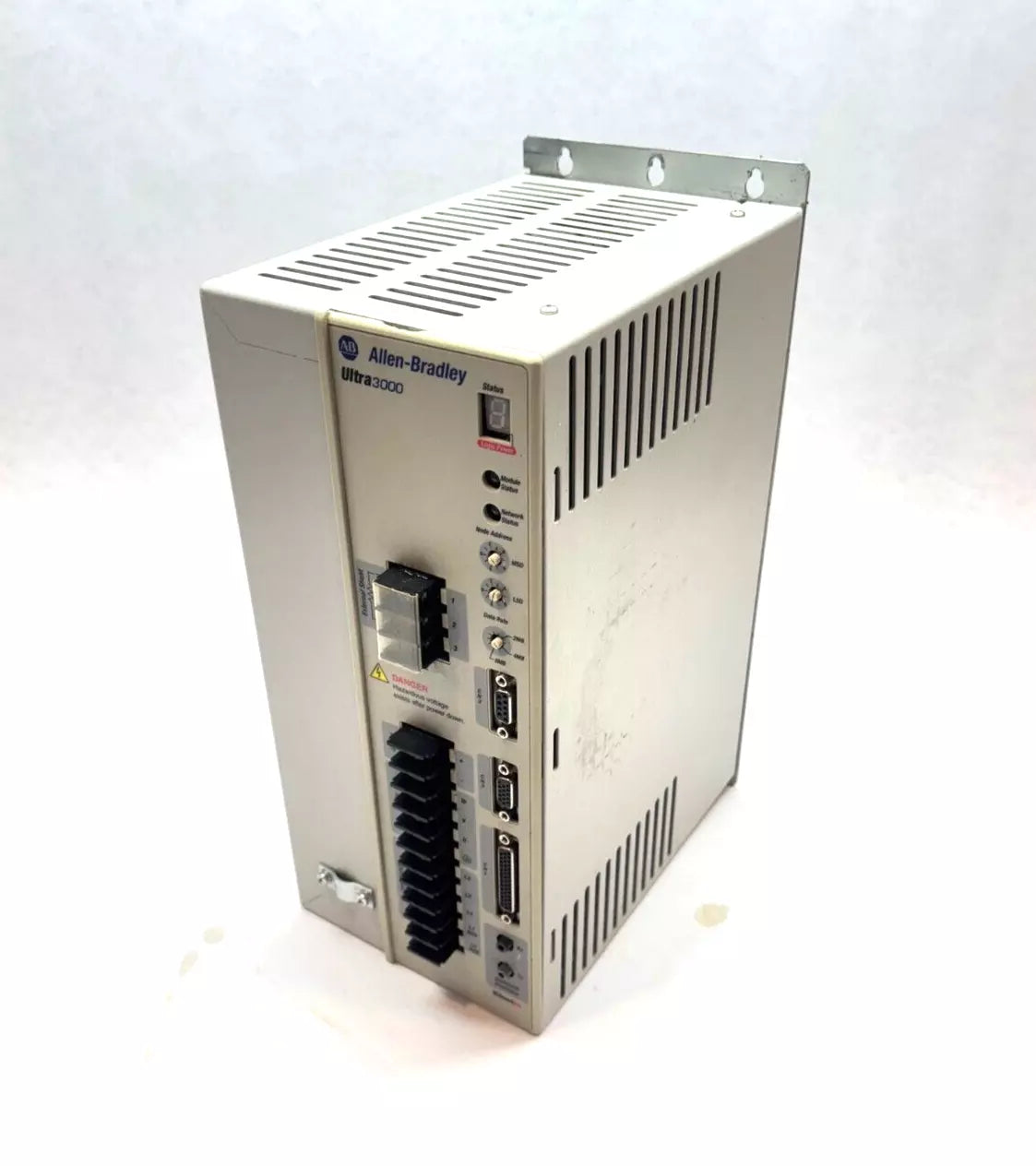 2098-DSD-HV150-SE | Allen-Bradley Servo Drive