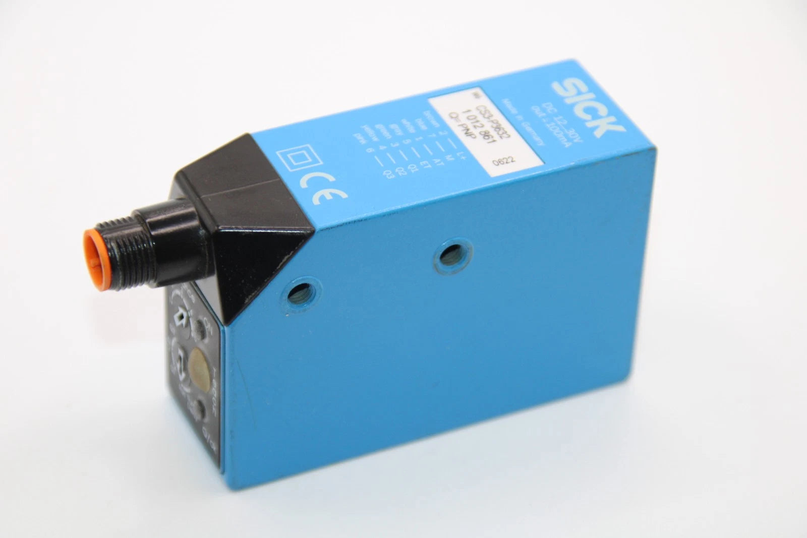 CS-3-P3632 | SICK Three-Channel Color Sensor with PNP Output and 60 mm Range