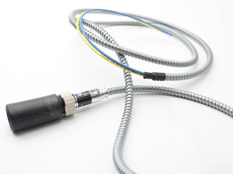 Fireye UV7A4 High-Sensitivity UV Flame Scanner 4-Foot Shielded Cable 1/2-Inch FNPT