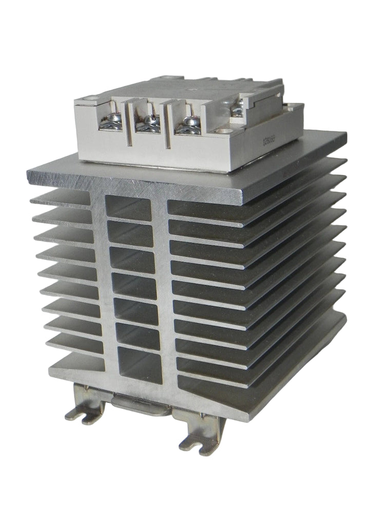 G3PB-545B-3N-VD | Omron Solid State Contactor 3-Phase 45A 180–528VAC 9.6–30VDC