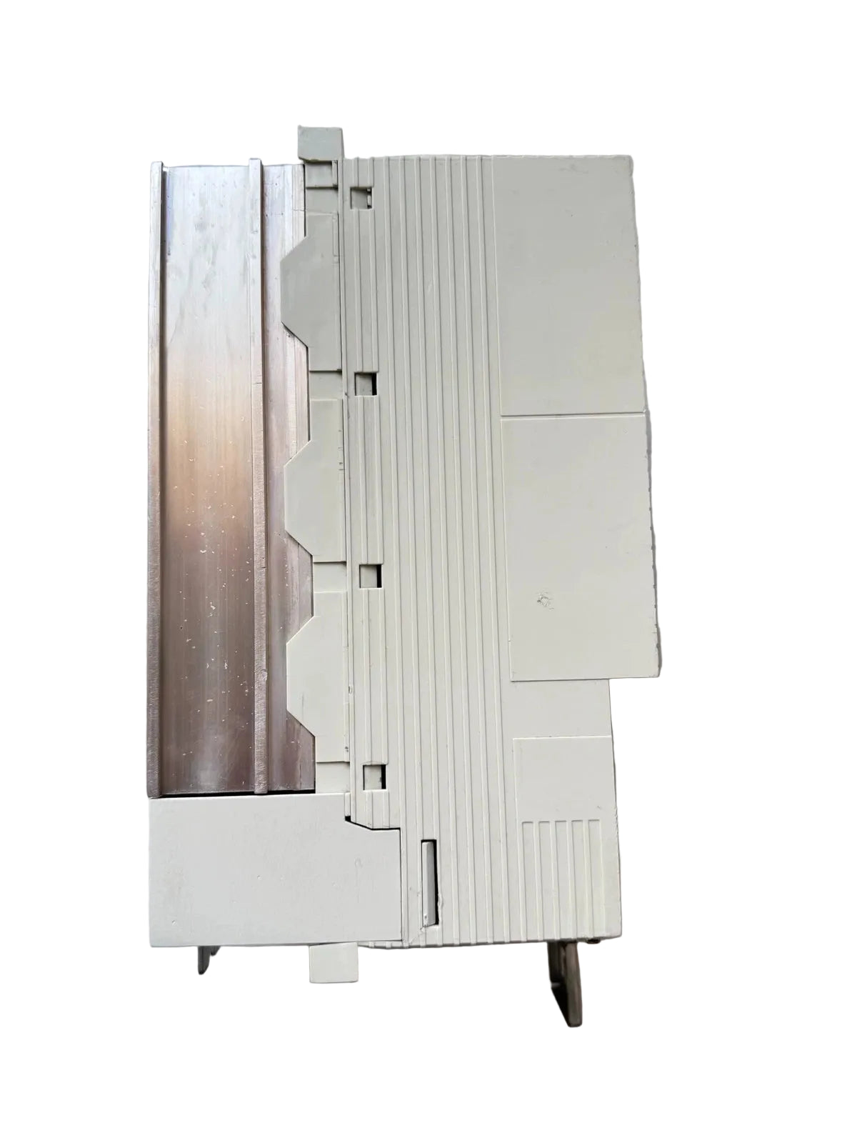 E82EV113-4C | Lenze 8200 Vector AC Drive 11 kW 15 HP 400–500 VAC