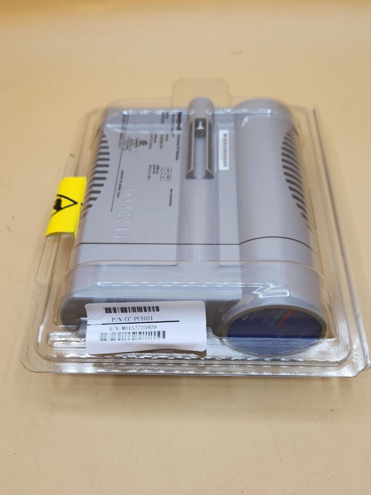 CC-PUIO31 | Honeywell Universal Input/Output Module, 24V AC/DC, DIN Rail, Industrial Automation