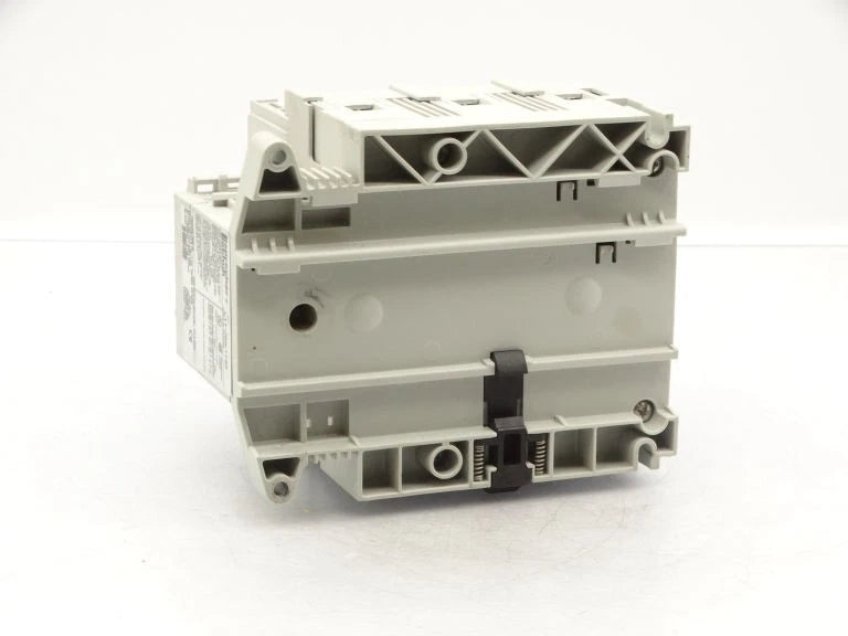 Sprecher + Schuh L11-J60-1753 60A 600VAC Fusible Disconnect Switch Class J Three Pole Load Switch