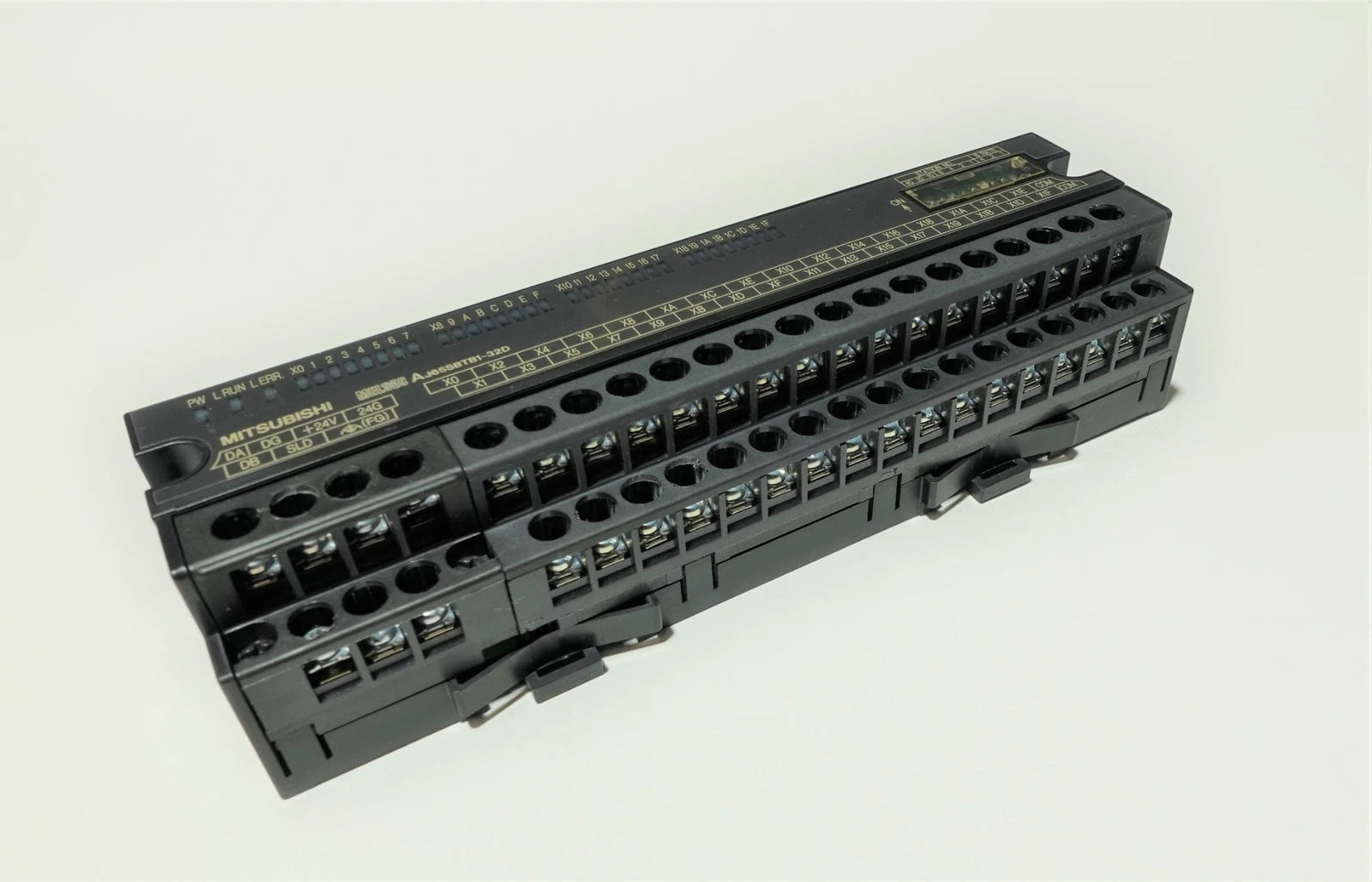MITSUBISHI ELECTRIC AJ65SBTB1-16T(442) Mitsubishi AJ65SBTB1-16T MITSUBISHI AJ65SBTB1-16DT Melsec 16T1
