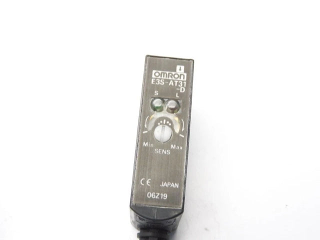 E3S-AT31-D | Omron Photoelectric Receiver, 7 m Through-Beam, 10–30 VDC, M12 Connector