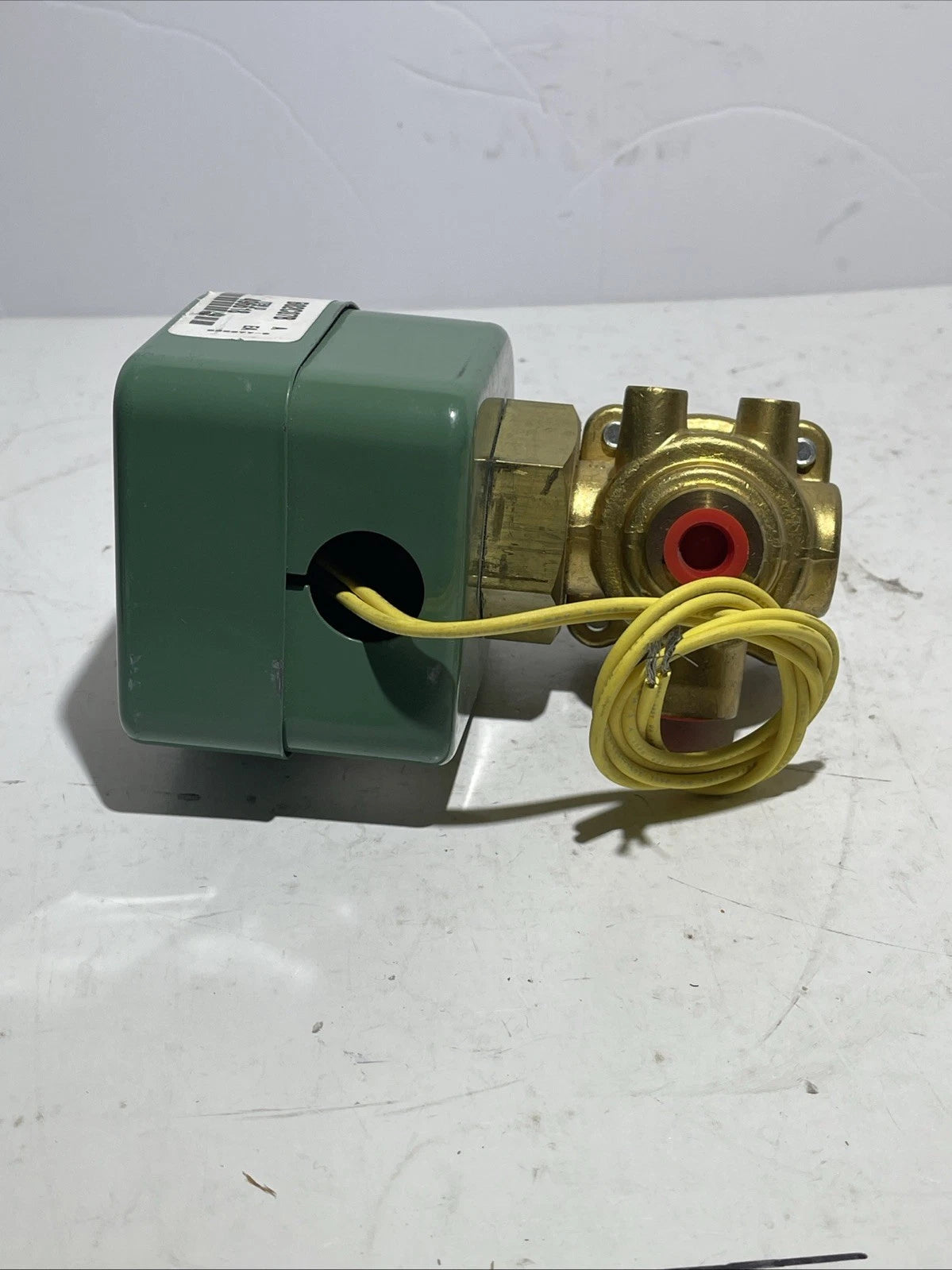 ASCO HCX8342C00111891 Four-Way Directional Solenoid Valve for Industrial Pneumatic Control Systems