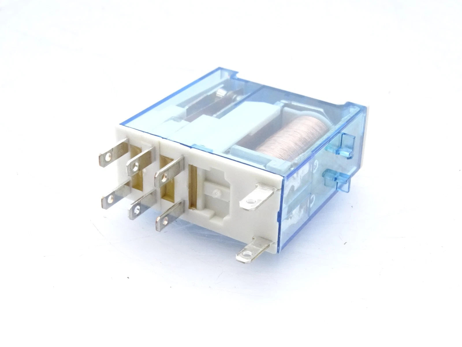 700-HK32Z24-4 | Allen-Bradley Slim Line Relay 24V DC DPDT 8A