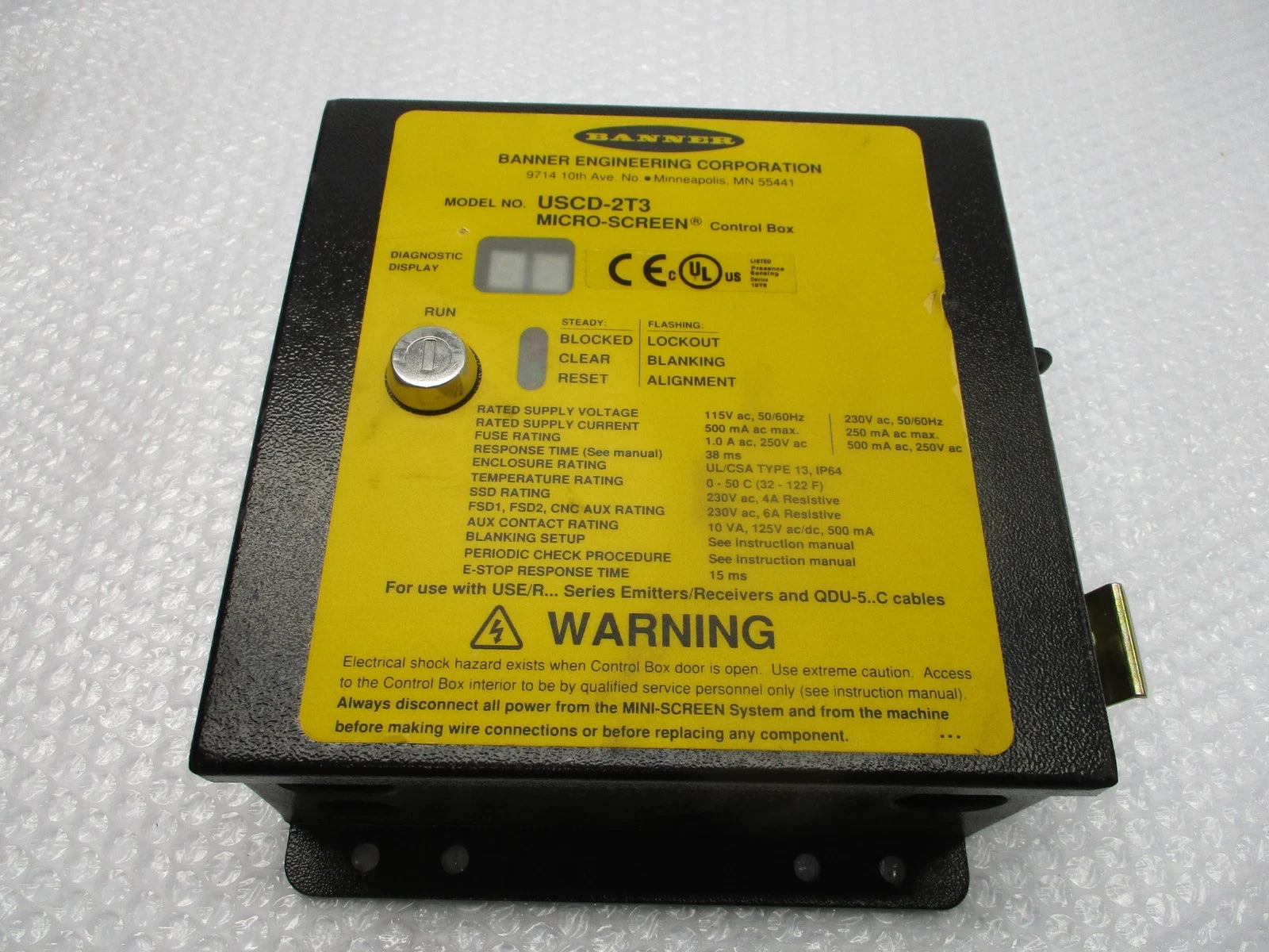 USCD-2T3 | Banner Engineering Micro Screen Safety Control Unit