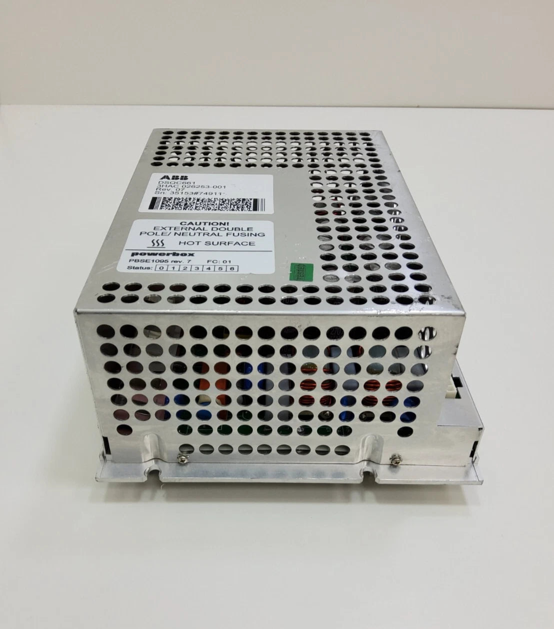 ABB 3HAC026253-001 DSQC661 IRC5 Robot Power Supply 24VDC 27A